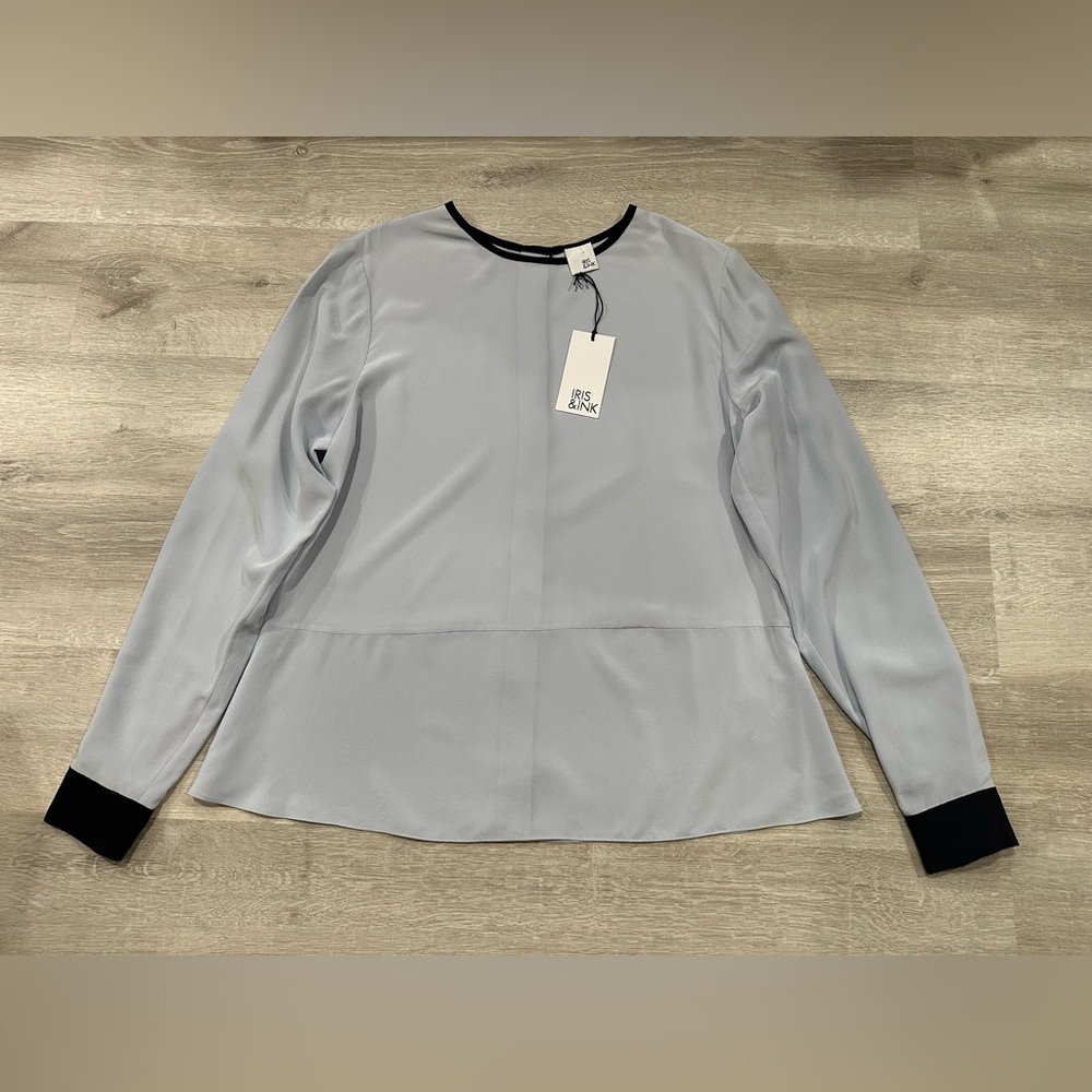 P104 NWT IRIS & INK Light Blue 100% Silk Round Neck Blouse Size 12 Retail $350